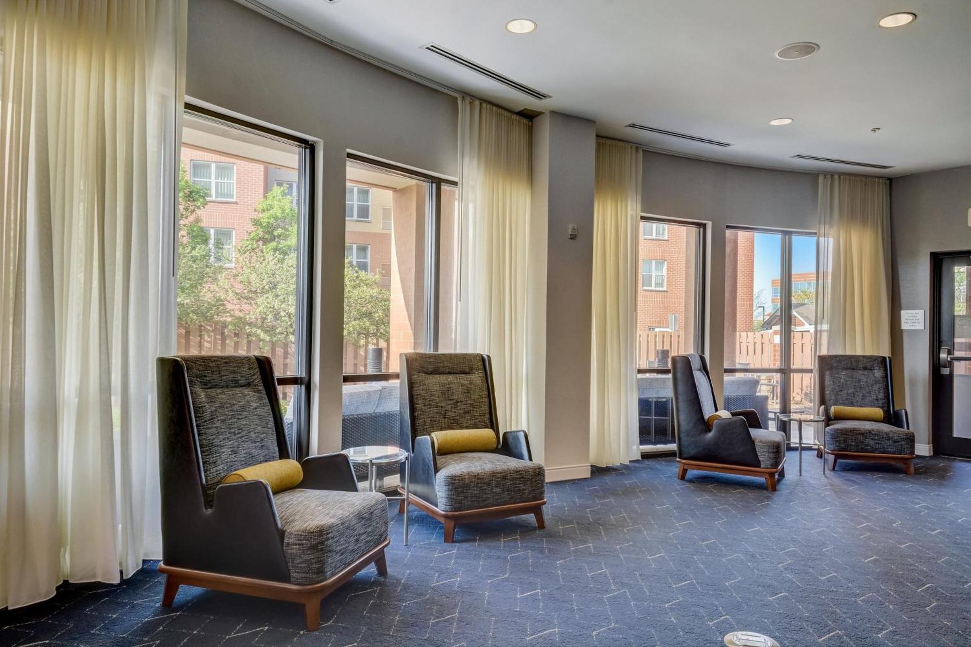 Courtyard Cincinnati North At Union Centre West Chester Buitenkant foto